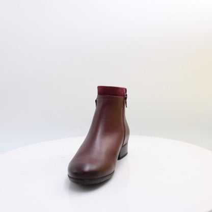 8031.02 GABOR BOOTS 26