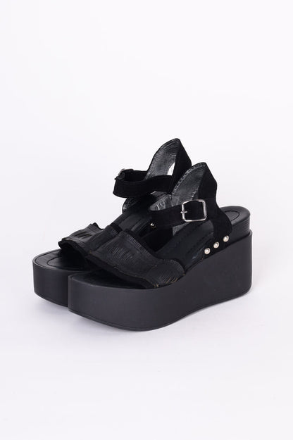 Aakasha Womens Black Shoes Size EU 40