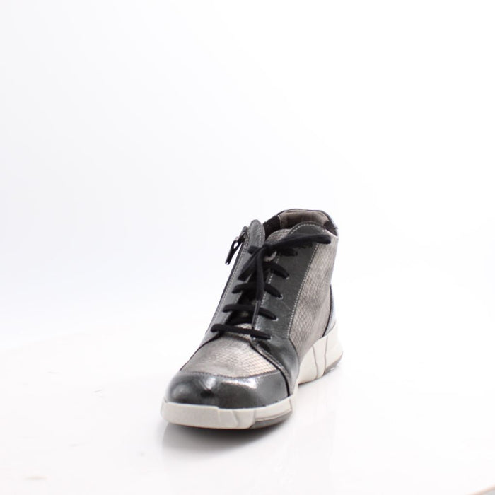AMELIA SUAVE BOOTS