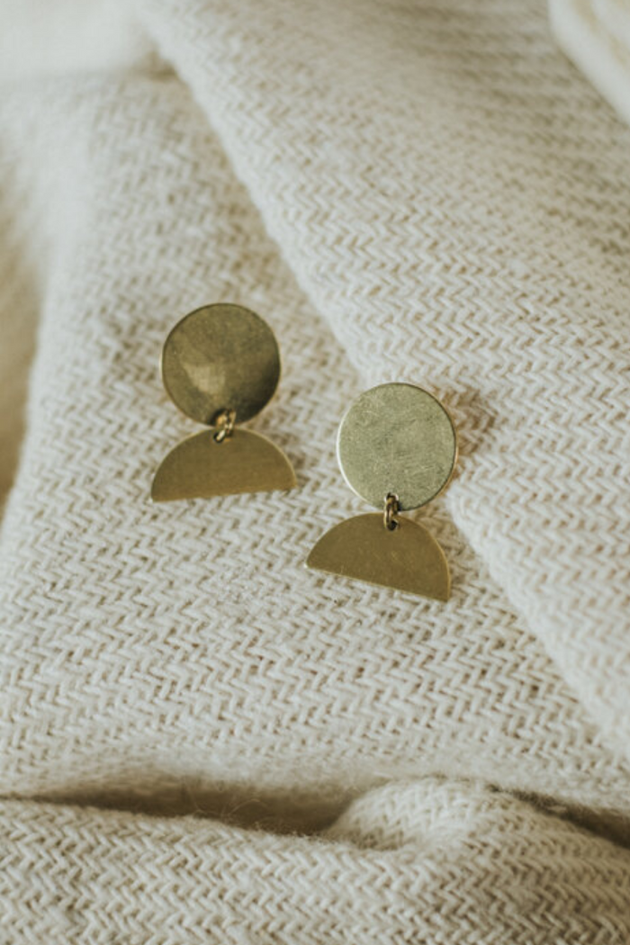 Artifact Studs