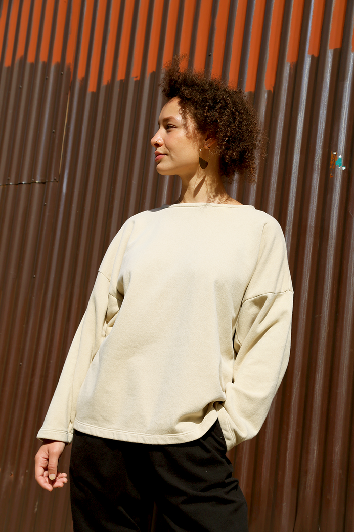 Boyfriend Pullover in Natural