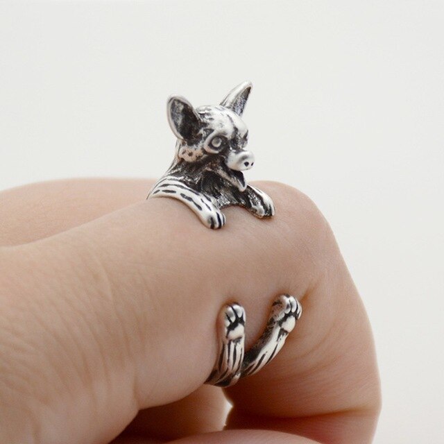 Chihuahua Hug Ring