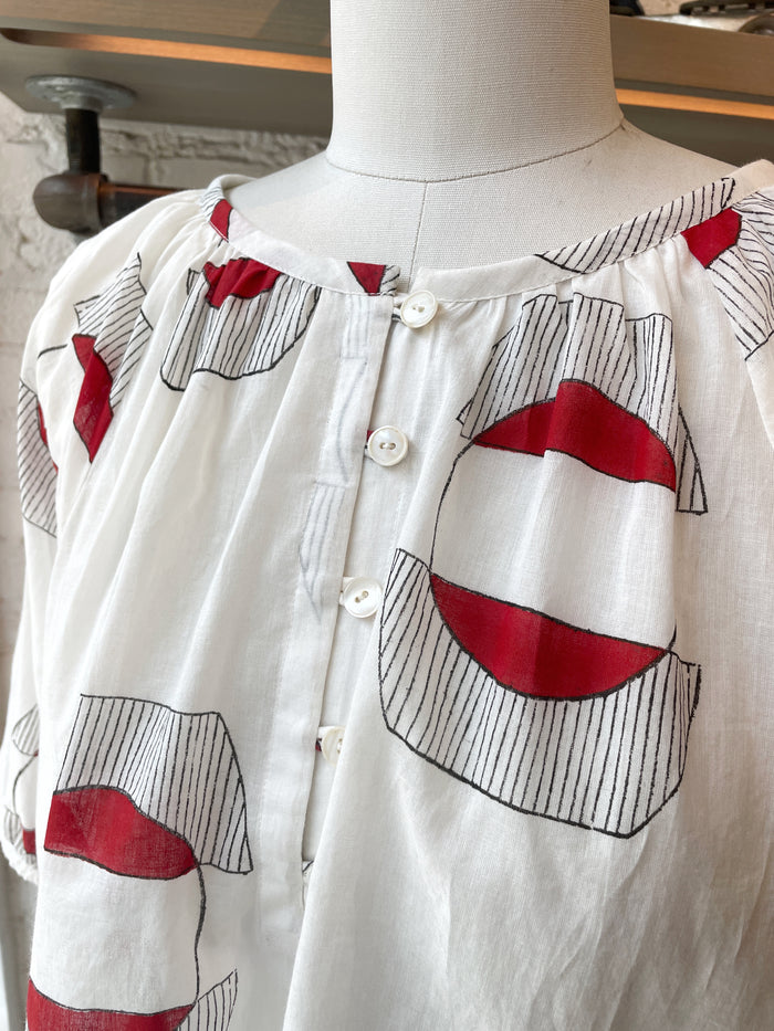 Circe Blouse in Lantern