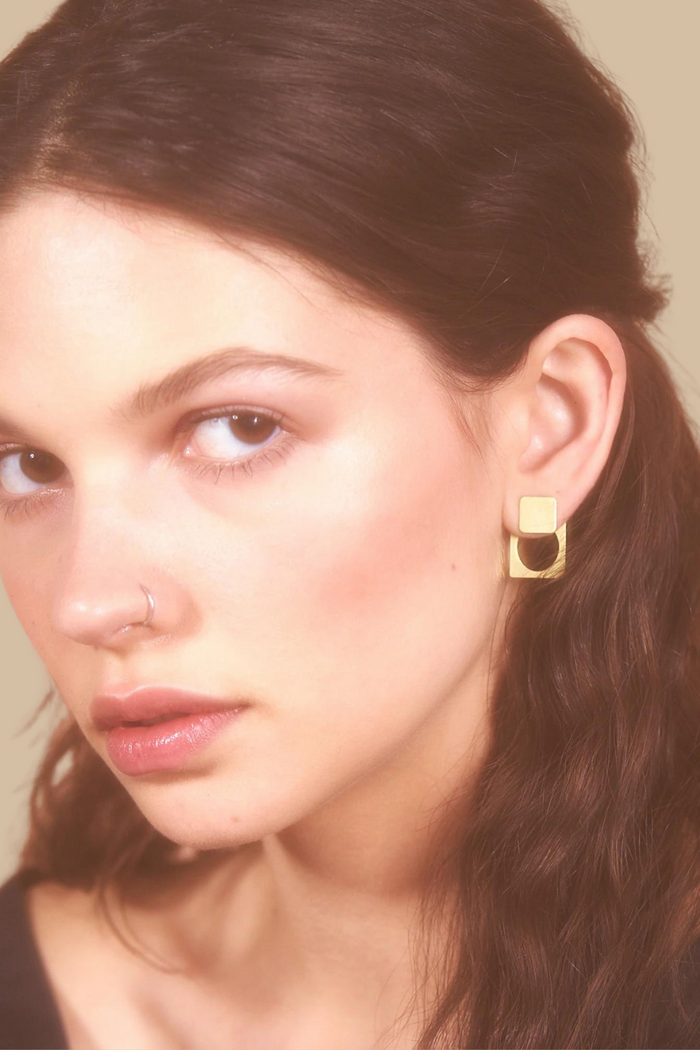 Empty Oval Ear Jacket