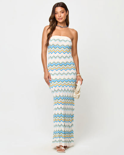 Gold Coast | Badge:New Arrival_#B2AC88_#ffffff'
LSPACE Hallie Maxi in Gold Coast stripe, front view on model carrying woven bag.
