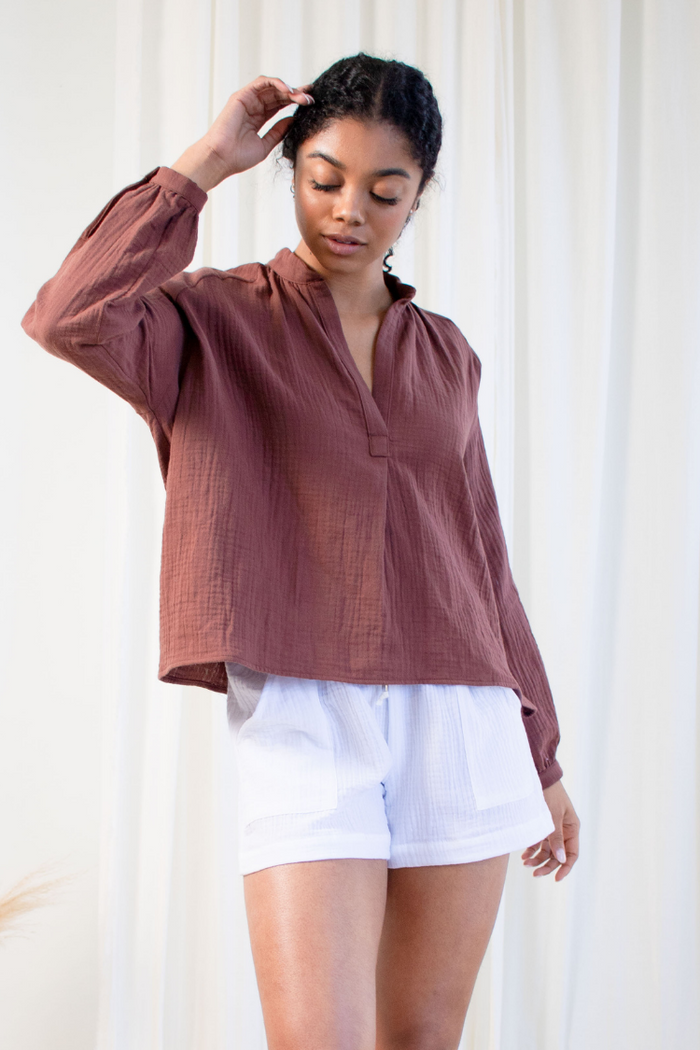 Heart Throb Top in Raisin