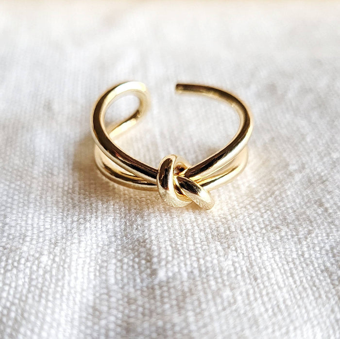 Knot Ring