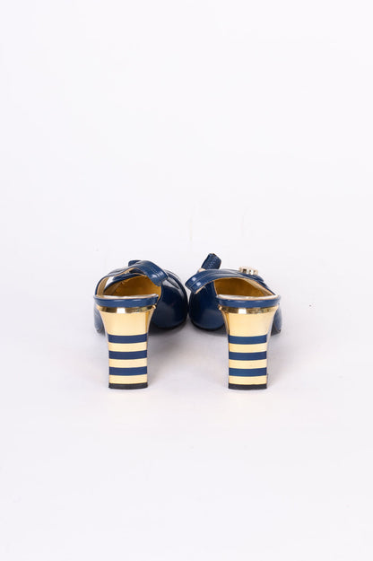 Marc by Marc Jacobs Womens Blue Shoes Size EU 38