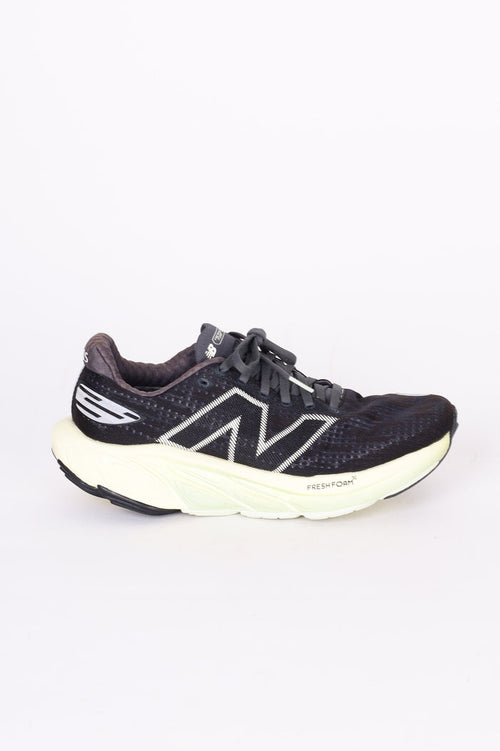 New Balance Mens Grey Sneakers Size EU 42.5