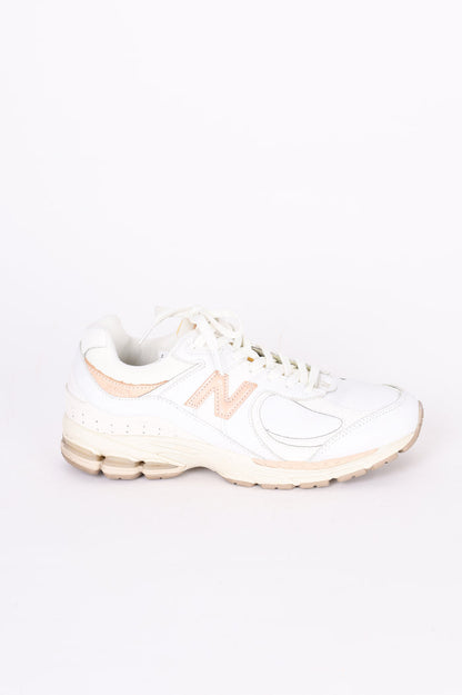 New Balance Mens White Sneakers Size EU 42.5