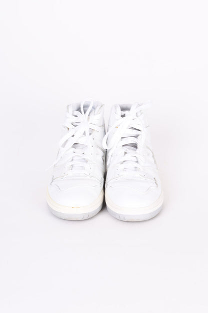 New Balance Mens White Sneakers Size EU 42.5