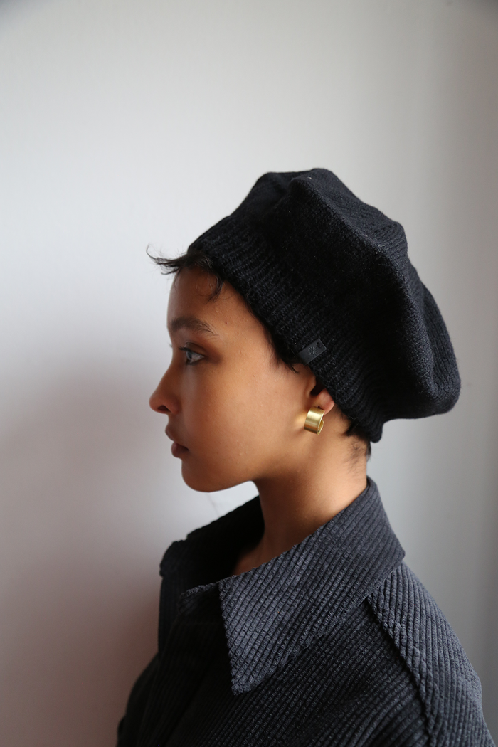 Merino Beret, Black
