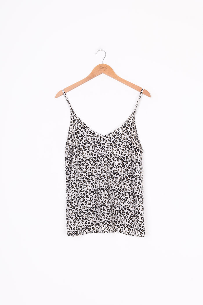 Moochi Womens White Top Size 14