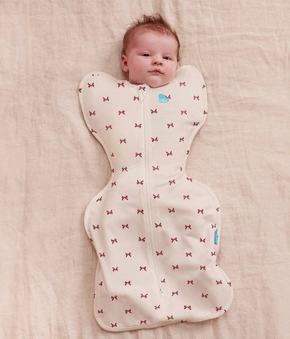 Newborn Starter Gift Bundle | Swaddle | Romper | Sleep Machine | 1.0 TOG | Cream Bows