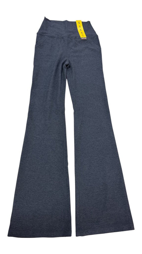 Pants: Grey Leggings