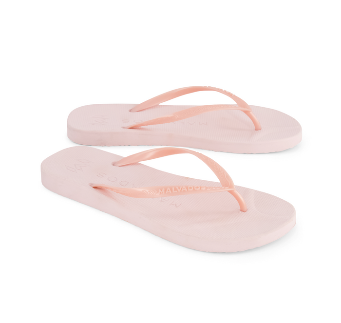 Playa Dolly beach flip flop waterproof sandal with toe pillow, arch support and toe post anchor in pink.