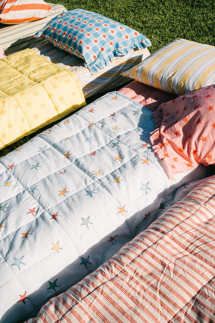 Retro Star Reversible Rainbow Quilt