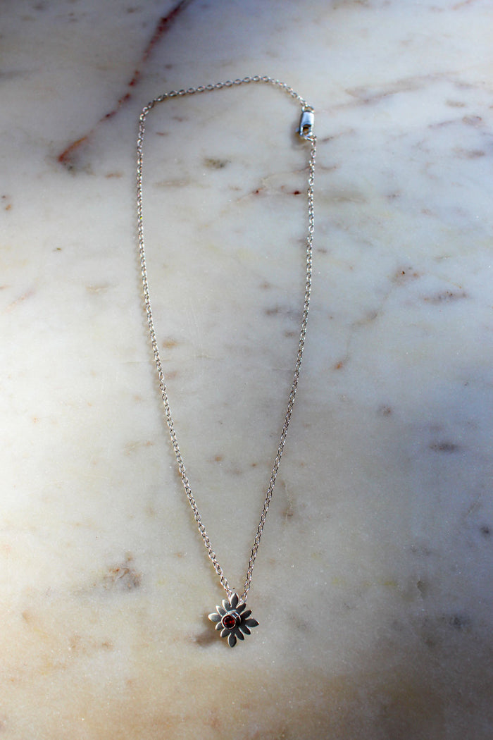 Rosette Necklace Garnet