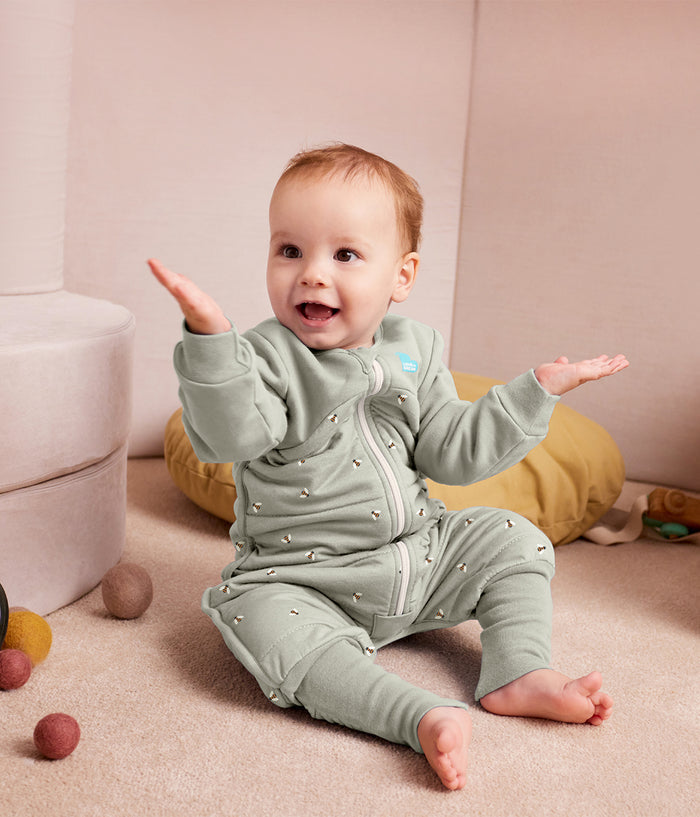 Sleep Suit Bundle | 2.5 | 3.5 TOG | Olive Bees | Oatmeal Bees | Forest Star Quilting