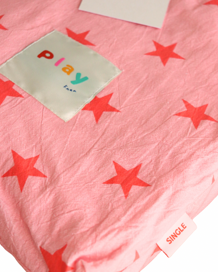 Strawberry Star Fitted Sheet Set