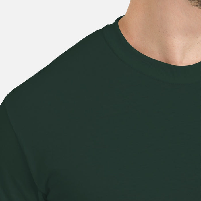 Westie Through The Snow  - Men's T-Shirt
